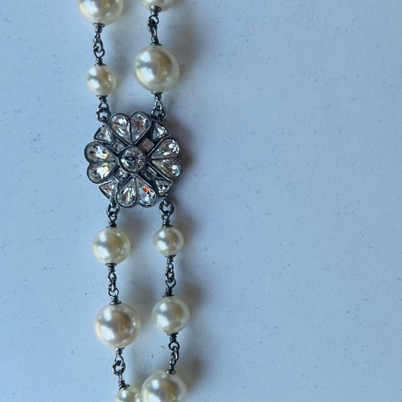 Chanel Faux Pearl and Crystal Cluster Bracelet From Autumn 2008 Collection - Picture 10 of 16